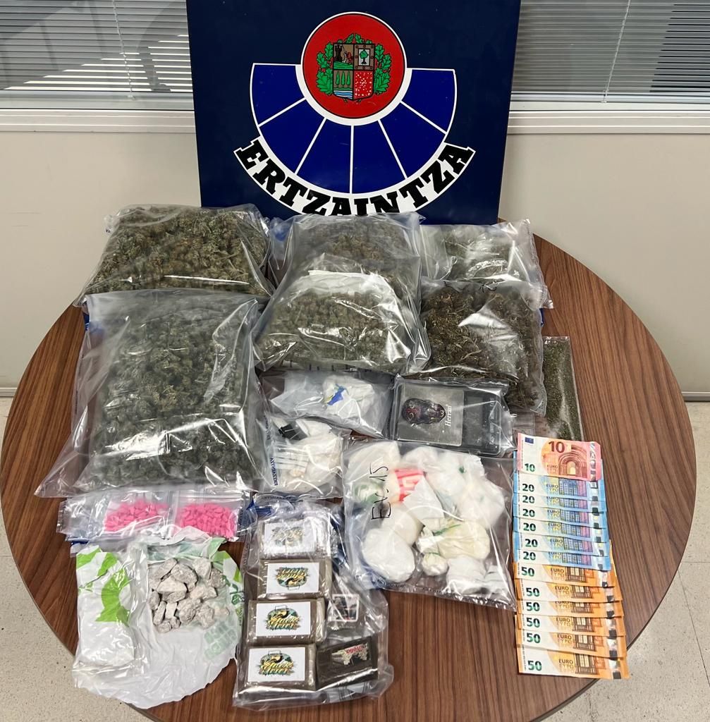 Droga incautada en Hernani