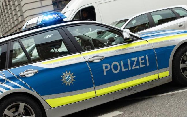 Otras tres personas han resultado heridas en el tiroteo.