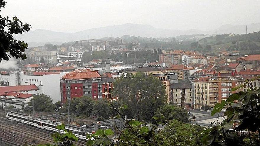 Vista de Errenteria, desde el barrio Altamira de Lezo.