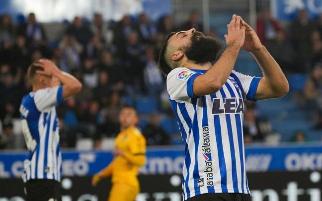 Villalibre se lamenta tras una ocasión fallada Villalibre se lamenta tras una ocasión fallada