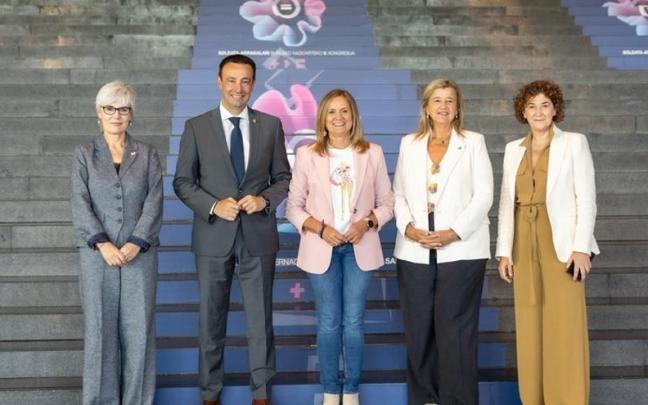 Miren Elgarresta, Mikel Torres, Amaia del Campo, Teresa Laespada y Elena Pérez