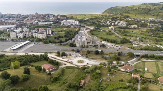 Primer tramo de la nueva variante de Zarautz.