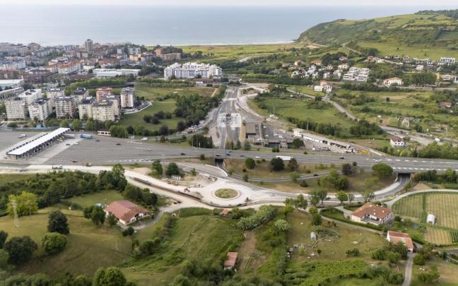 Primer tramo de la nueva variante de Zarautz.