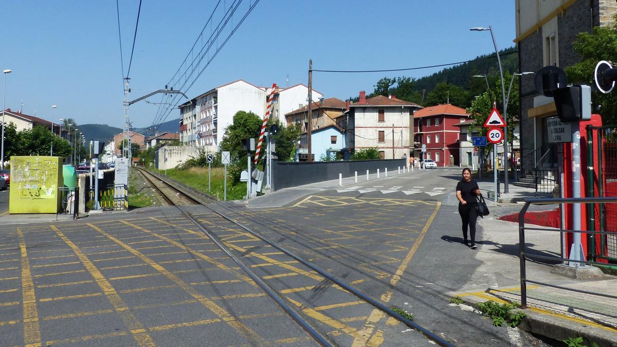 Paso a nivel en Zalla - Elixane Castresana