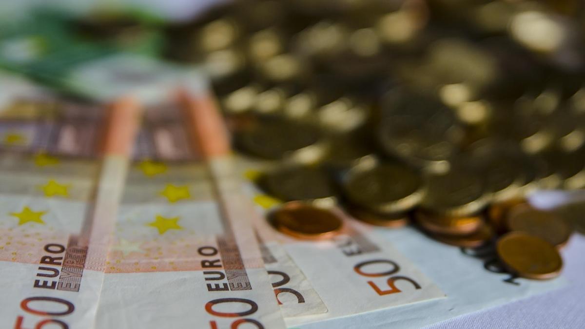 El consumo de los hogares ha moderado su crecimiento cinco décimas entre julio y septiembre