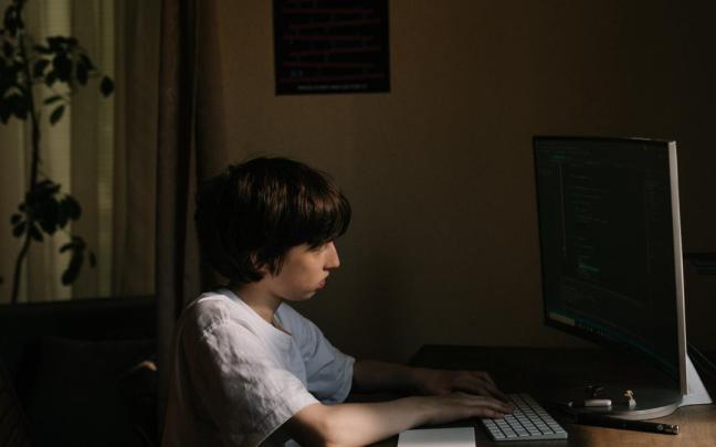 Internet ha dado lugar a nuevas formas de violencia propias del entorno digital.