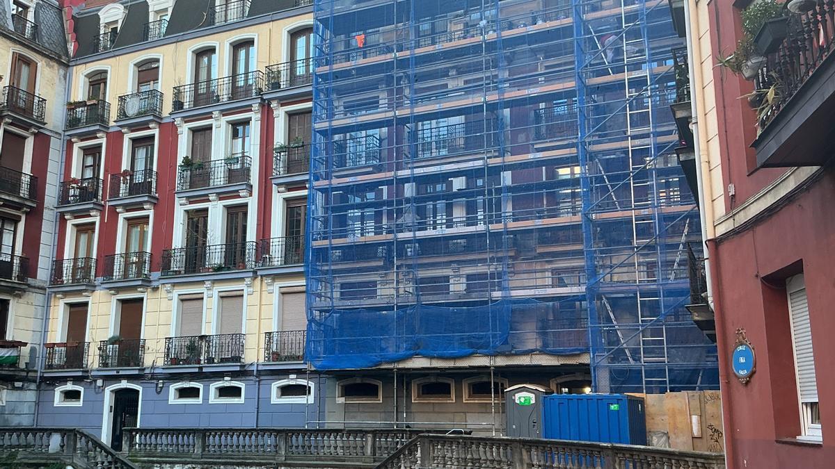 Técnicos revisarán todo tipo de detalles de portales o edificios de la capital vizcaina
