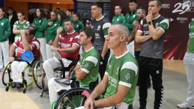La Federación de Euskadi presenta a los pelotaris de Euskal Selekzioa que competirán en la Liga de Naciones de 36 metros en Bilbao.
