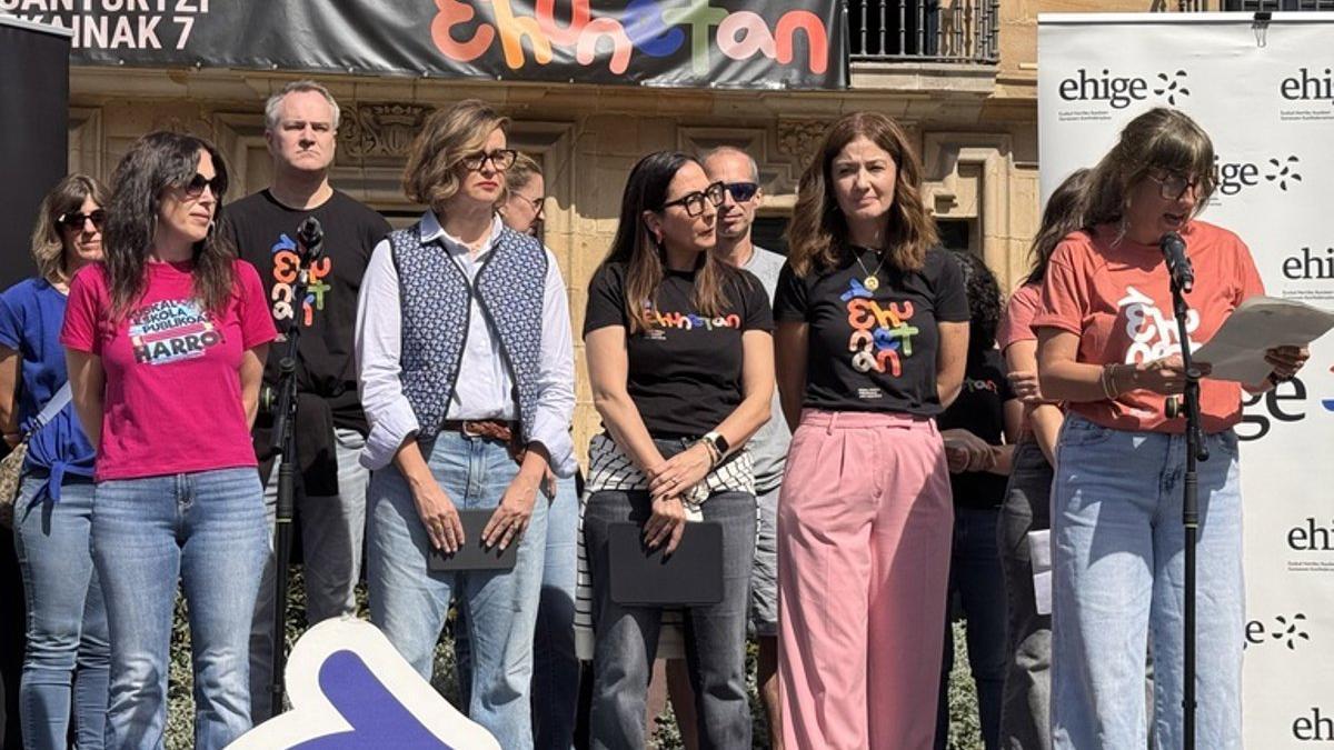 Inauguración de la 33ª Euskal Eskola Publikoaren Jaia en Santurtzi