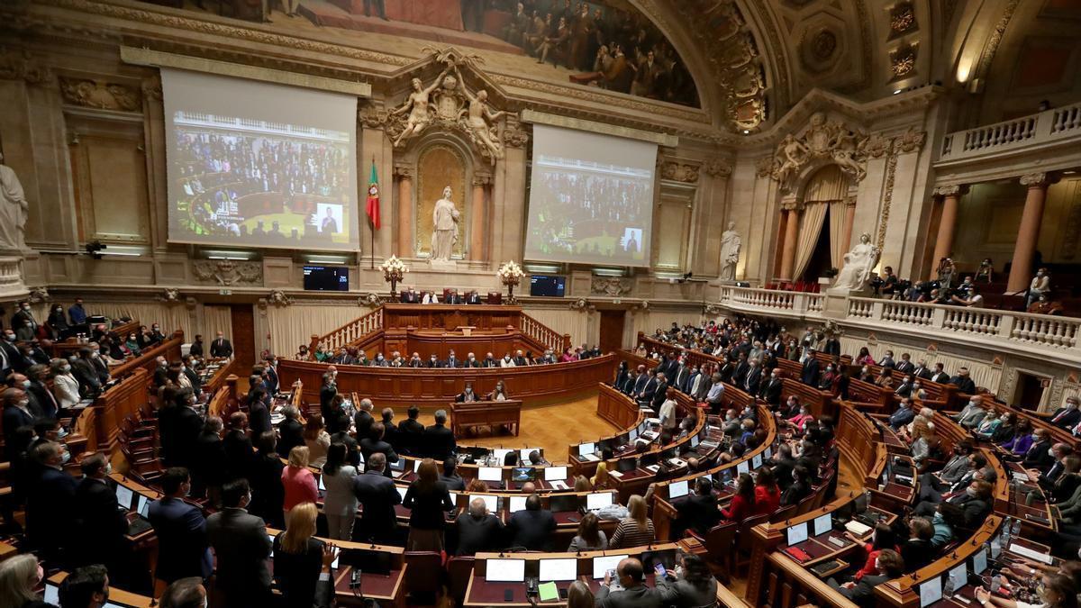 El Parlamento de Portugal aprueba la ley de la eutanasia.