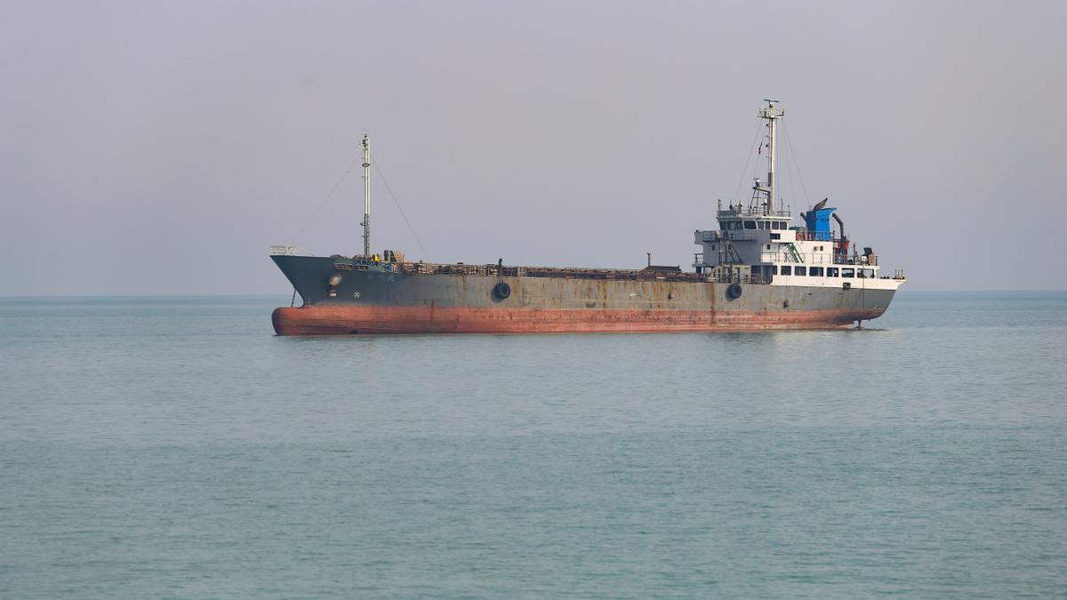 Un carguero, frente a las costas de Irán.