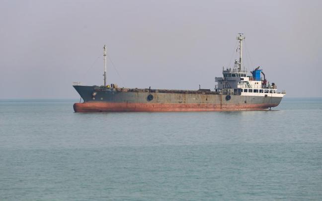 Un carguero, frente a las costas de Irán.
