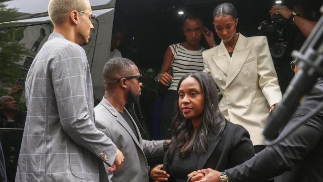 Los familiares de Sean 'Diddy' Combs llegan al juzgado Los familiares de Sean 'Diddy' Combs llegan al juzgado