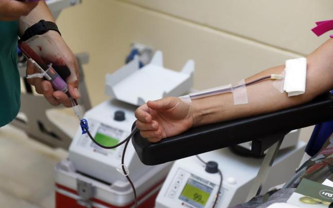 Detalle de la extracción de sangre.