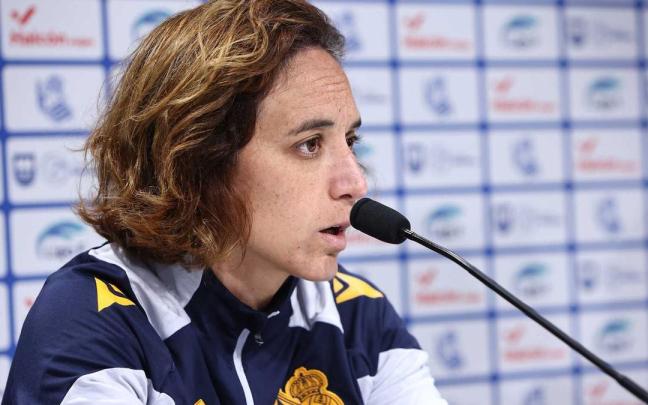 Natalia Arroyo, Realeko entrenatzailea, Zubietan./ N.G.