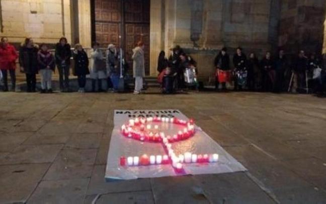 La concentración en homenaje a las víctimas de la violencia machista