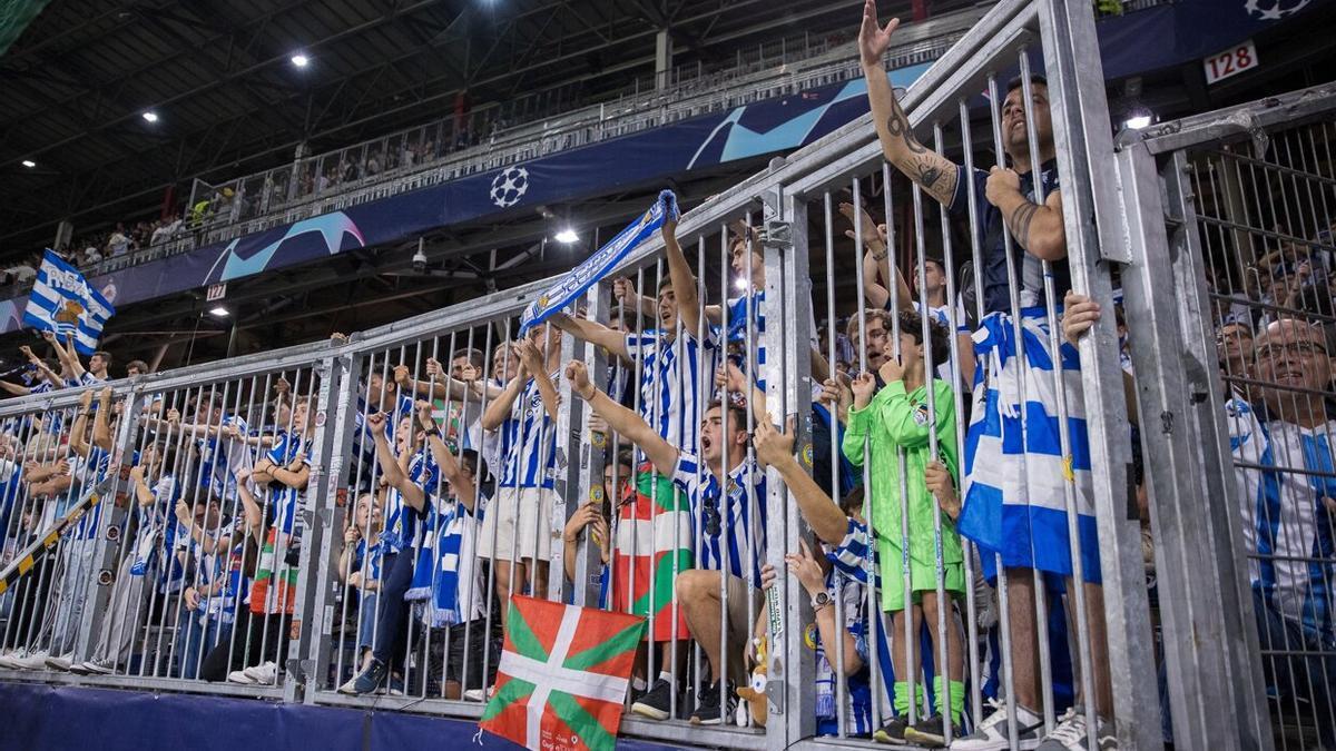 La Real Sociedad brilla con un partidazo en Salzburgo. / LUKAS HUTER / EFE