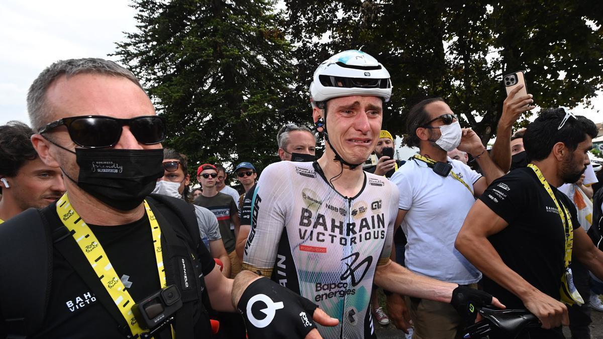 Matej Mohoric, muy emocionado tras su victoria.