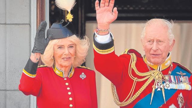 El rey Carlos III y la reina Camila no vivirán en Buckingham Palace.