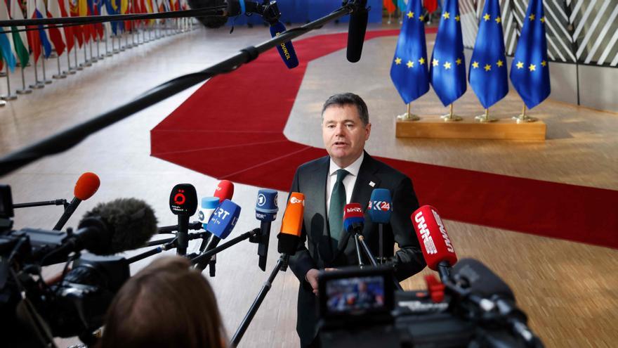 El presidente del Eurogrupo, Paschal Donohoe, a su llegada a la cumbre de jefes de Estado y de Gobierno europeos.