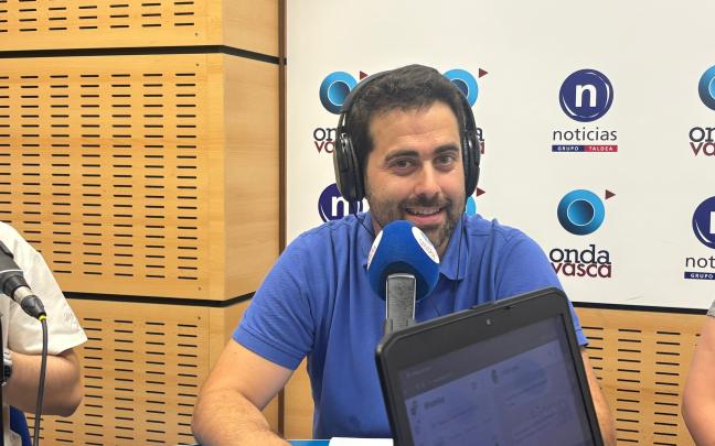 El presidenciable a la FVF, Iker Goñi, ha visitado este mediodía los estudios de Onda Vasca El presidenciable a la FVF, Iker Goñi, ha visitado este mediodía los estudios de Onda Vasca