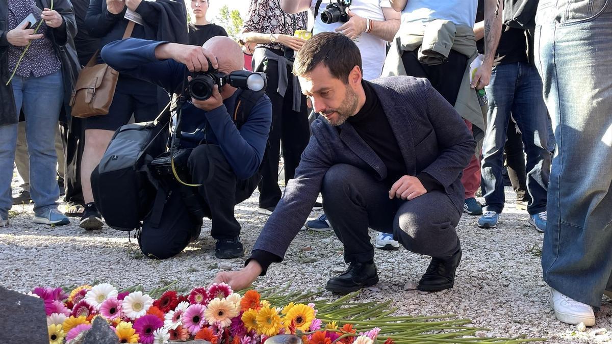 El ministro de Derechos Sociales, Consumo y Agenda 2030, Pablo Bustinduy, en uno los actos de homenaje del 80 aniversario de la liberación de Mauthausen.
