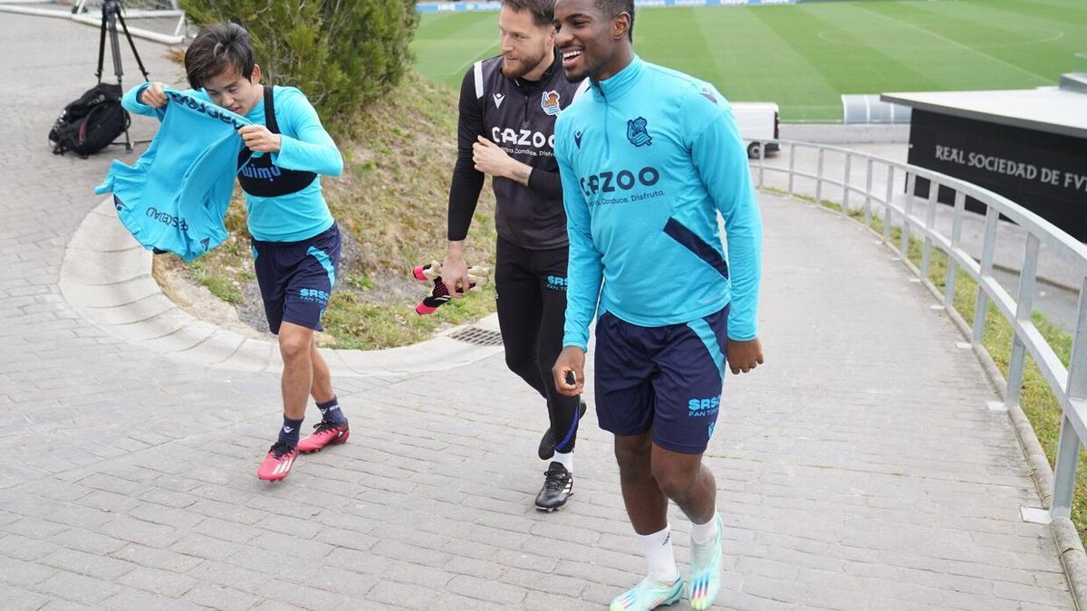 Último entrenamiento de la Real Sociedad antes del partido contra la Roma