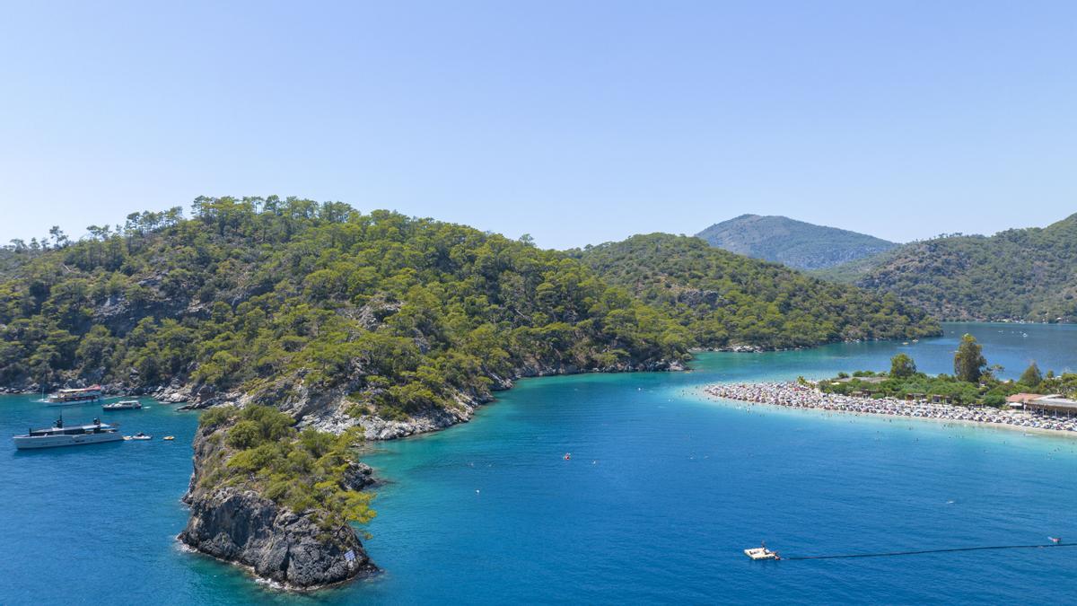 Playa Oludeniz, Costa turquesa, en Turquía.