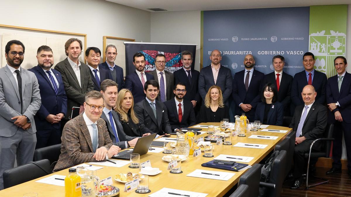 Imagen del encuentro que ha tenido lugar este jueves en Madrid para presentar la estrategia Euskadi Globala.