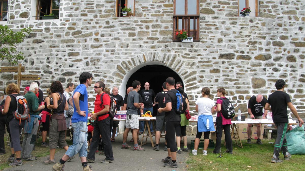 Durante la marcha habrá puntos de avituallamiento para reponer fuerzas