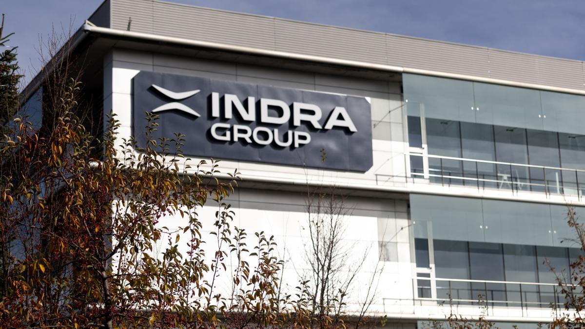 Fachada de la sede de Indra.