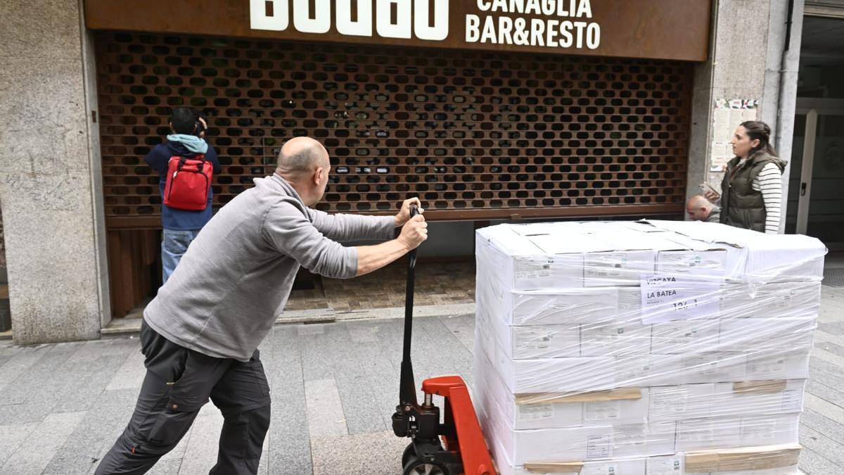 En imágenes: Inspección en el restaurante 'Burro Canaglia' de Bilbao, de la misma franquicia que el incendiado en Madrid