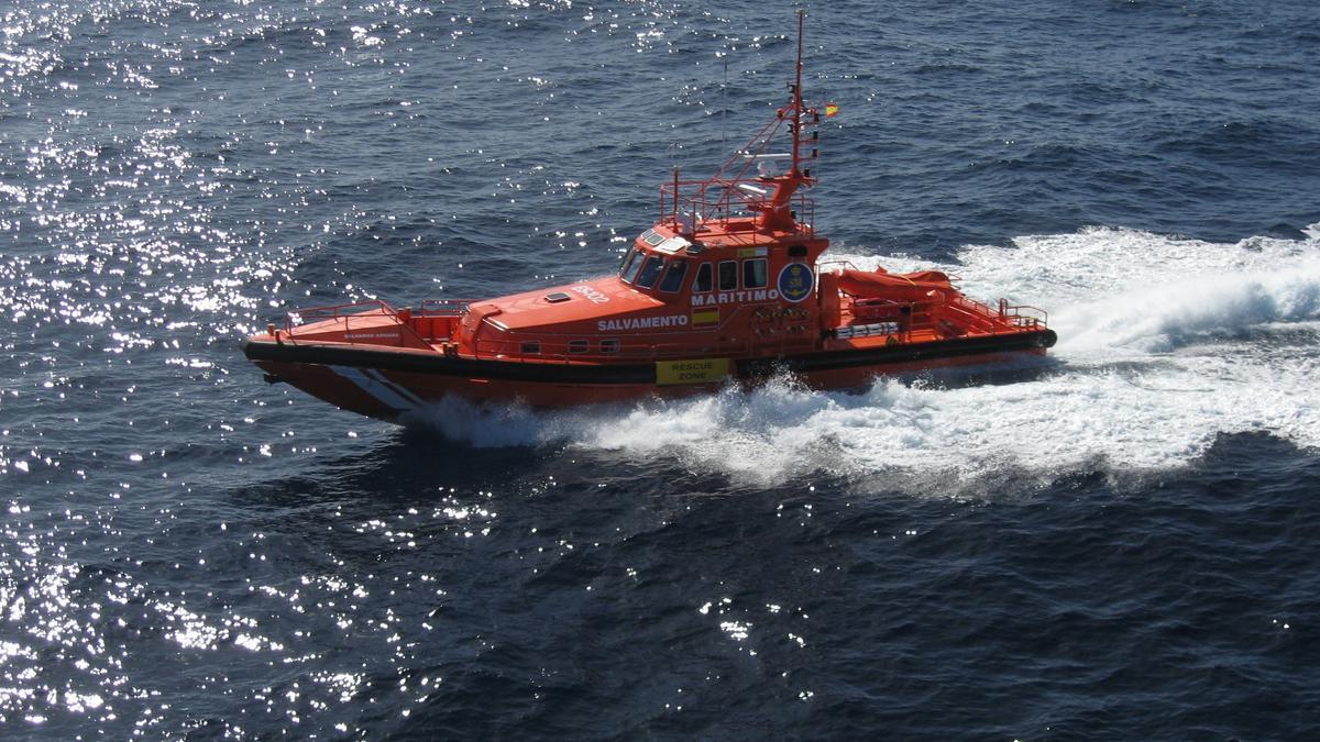 Salvamar 'Adhara' de Salvamento Marítimo con base en la isla de El Hierro