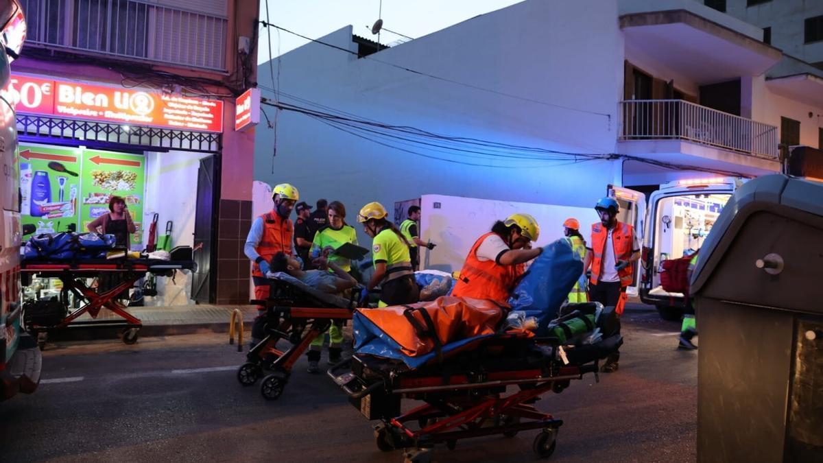 Se derrumba un restaurante en la playa de Palma