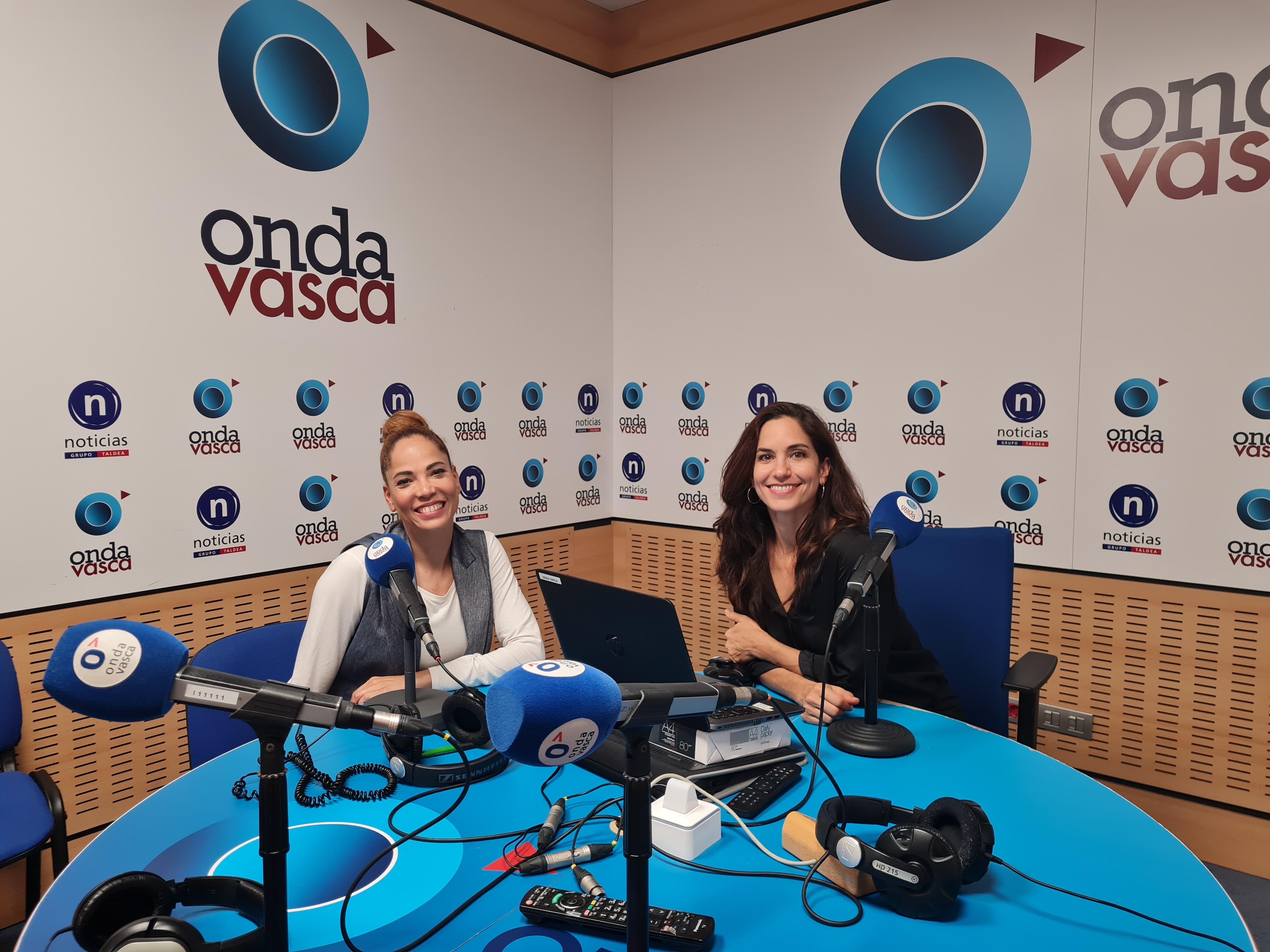 Actrices protagonistas de Chicago, Elena Ruiz y Silvia Álvarez