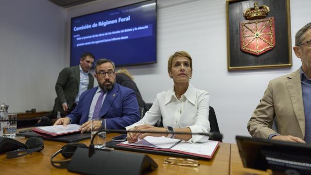 Chivite anuncia una nueva licitación para acabar las obras de Belate. Fotos de la comparecencia en el Parlamento de Navarra / Diario de Noticias de Navarra - Unai Beroiz