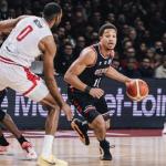 Melwin Pantzar aprovecha el bloqueo de Bassala Bagayoko FIBA Europe Cup