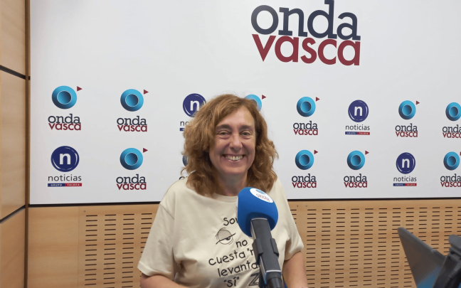 Susana García Chueca en los estudios de Onda Vasca