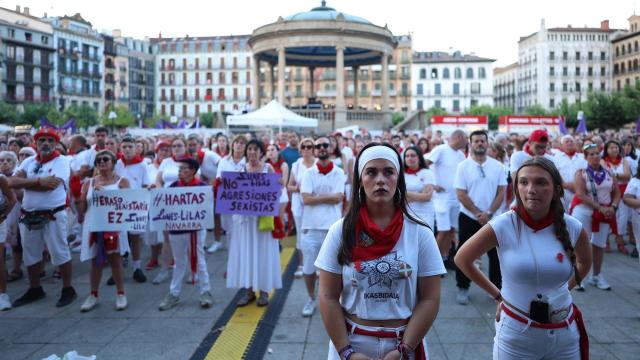 Concentración en San Fermín bajo el lema 'No a las agresiones sexistas'. Unai Beroiz