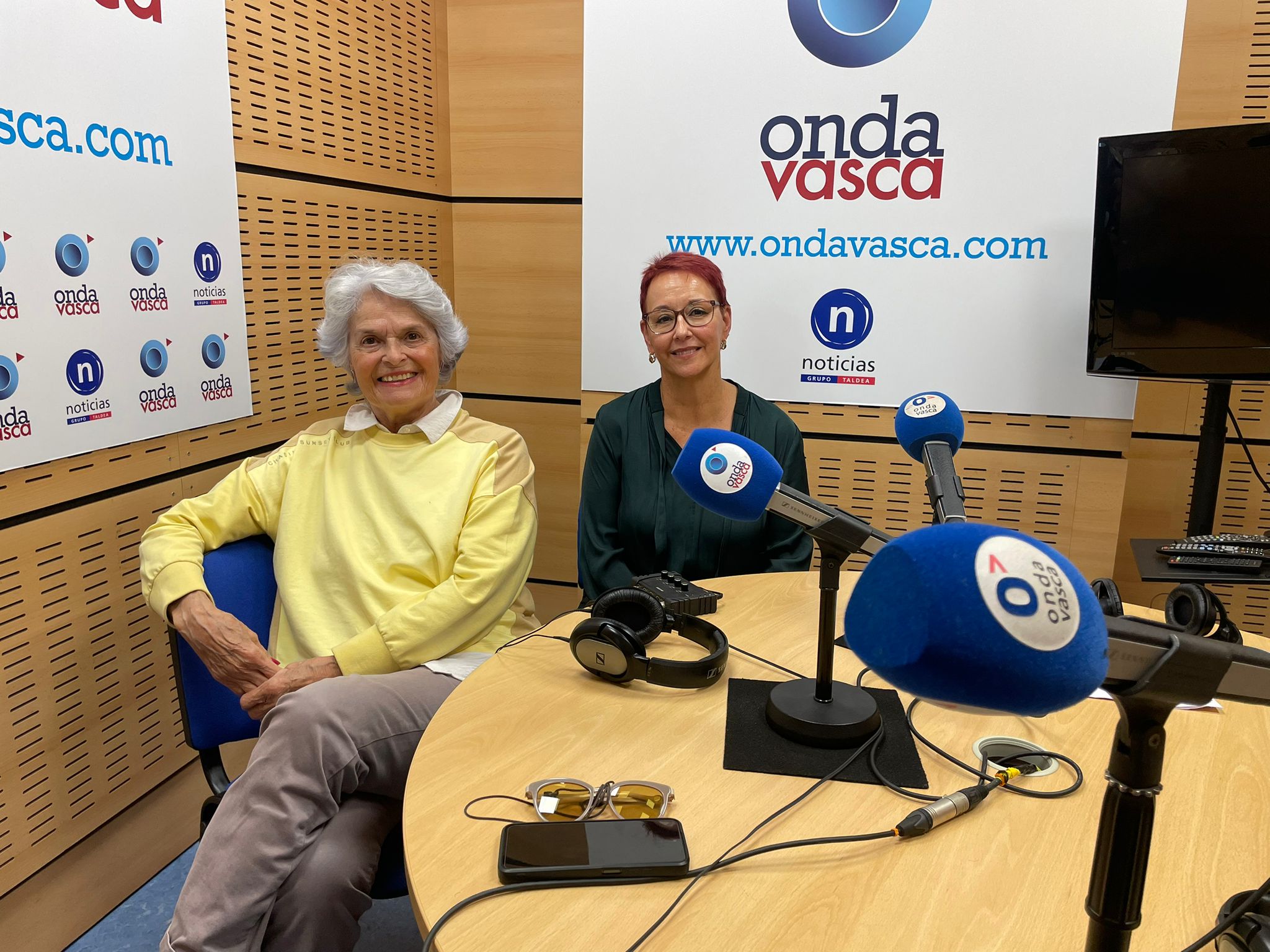 IIsabela Bilbao y Mª Jose Arruti, del Coro de Ingenieros Bizkaia