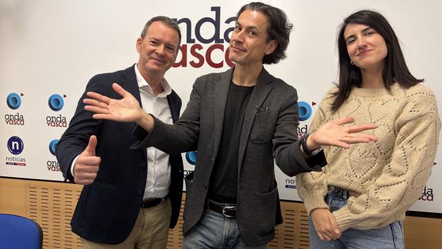Rodrigo Cortés con Txema Gutiérrez e Iranzu Calvo