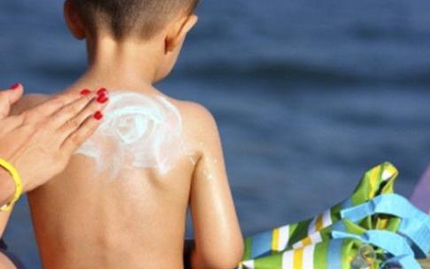 Untar crema protectora solar