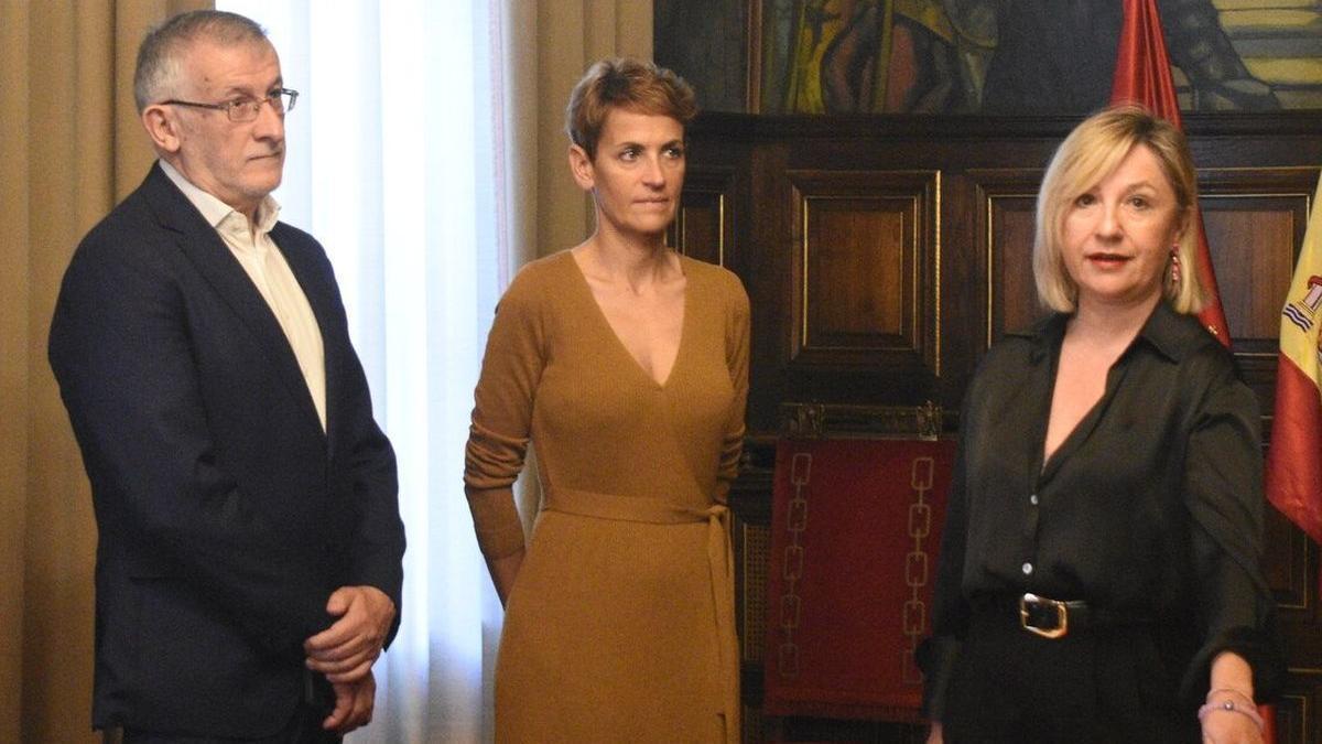 Félix Taberna, María Chivite y Amparo López