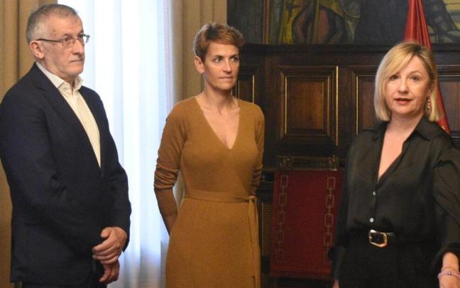 Félix Taberna, María Chivite y Amparo López