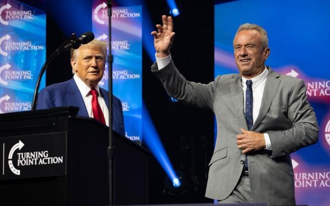 Trump nombra al antivacunas Robert F. Kennedy Jr. como secretario de Salud.