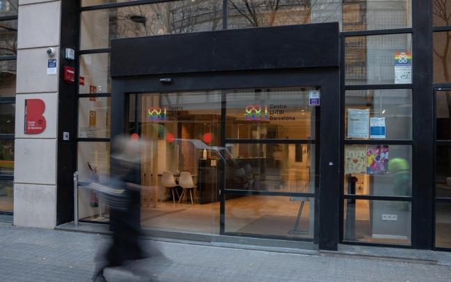 Exterior del Centre LGBTI de Barcelona en una foto de archivo.