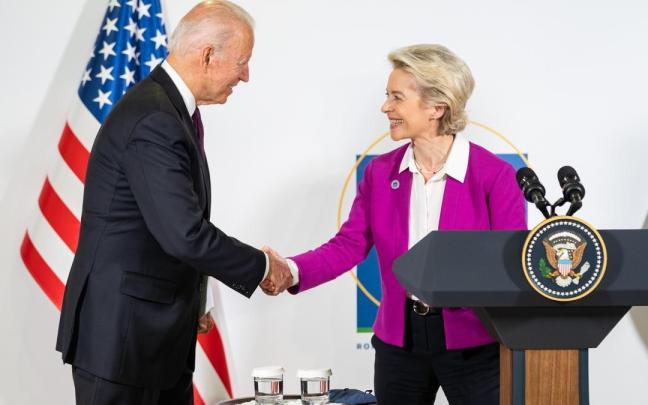 La presidenta de la Comisión Europea, Ursula von der Leyen, y el presidente estadounidense, Joe Biden La presidenta de la Comisión Europea, Ursula von der Leyen, y el presidente estadounidense, Joe Biden