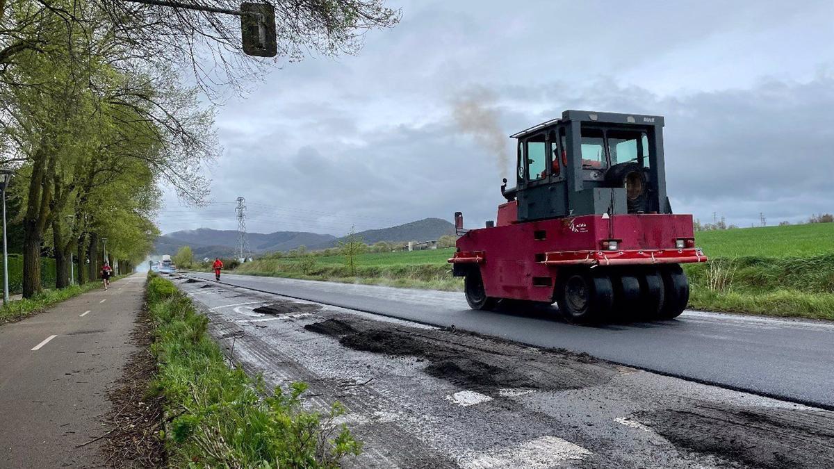 Gasteizko Udalak 1,5 milioi euro inbertituko ditu BEIk kaltetutako sei kale eta gune asfaltatzeko.