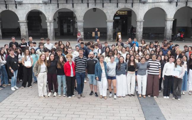 La feria de ciencia y tecnología Zimat de Urola Erdia, en imágenes