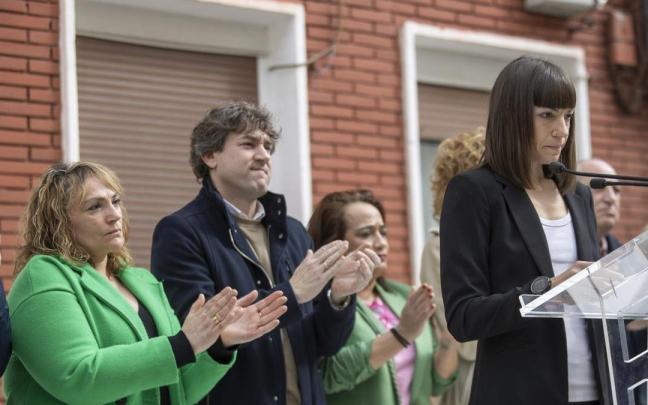 Sandra Carrasco durante su intervención en el homenaje a su padre.